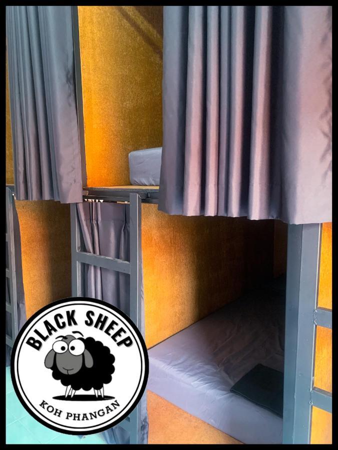 The Black Sheep Hostel Haad Rin Exteriör bild